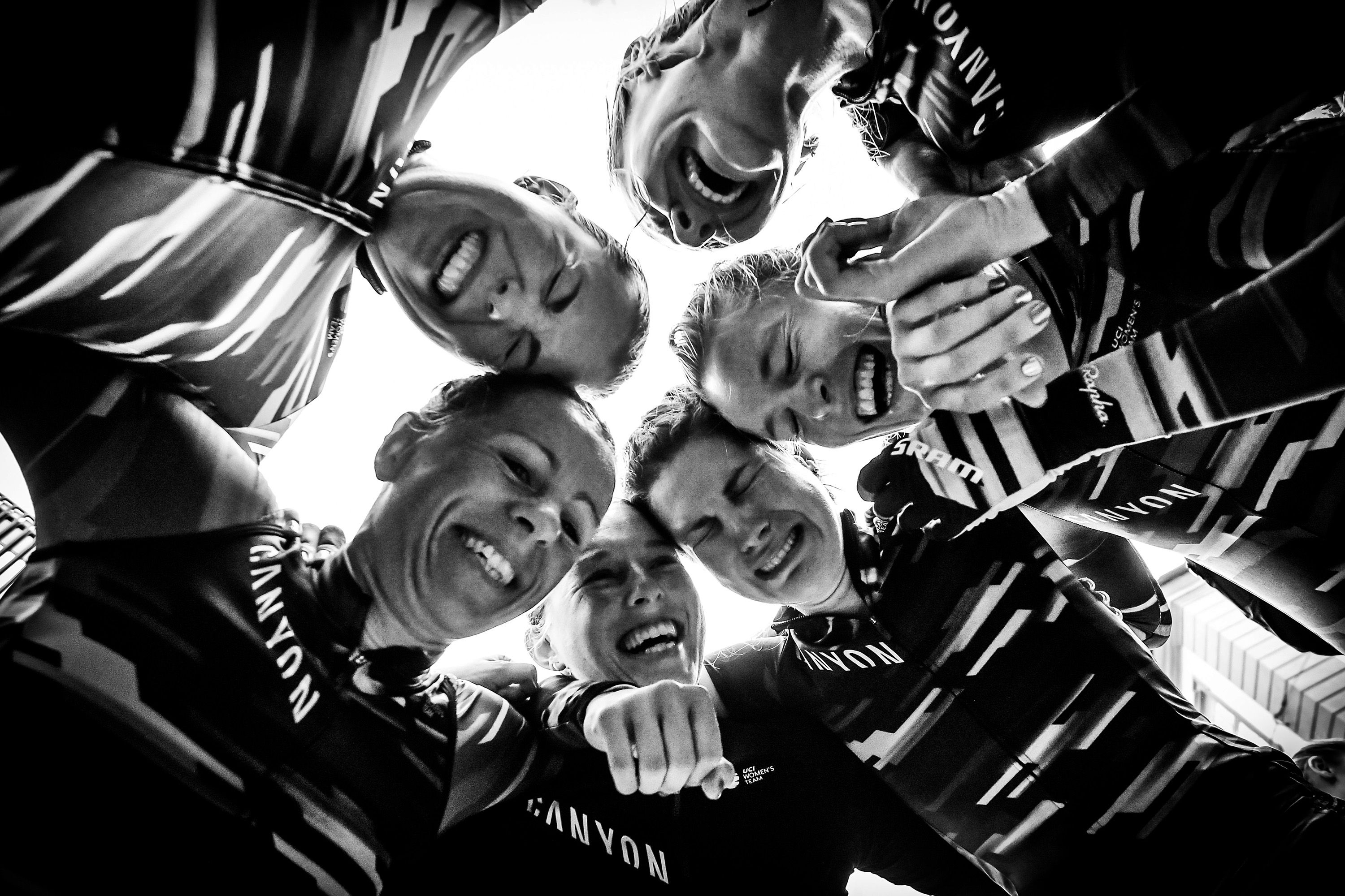 Picture by Simon Wilkinson/SWpix.com - 23/09/2018 - Cycling - UCI 2018 Road World Championships - Innsbruck-Tirol, Austria - Women's Team Time Trial - CANYON SRAM RACING 31 AMIALIUSIK Alena 32 BARNES Alice 33 BARNES Hannah 34 CECCHINI Elena 35 KLEIN Lisa 36 WORRACK Trixi