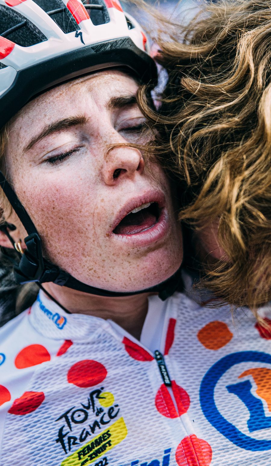 Tour de France Femmes (2.WWT) - Stage 8: Lure - La Super Planche des Belles Filles (123km) Sunday July 31 2022
Tour de France Femmes (2.WWT) - Stage 8: Lure - La Super Planche des Belles Filles (123km)
QOM classification (polka dot jersey) winner VOLLERING Demi (NED) of Team SD Worx with her mother right after the race
Photo: Eloise Mavian / Tornanti.cc